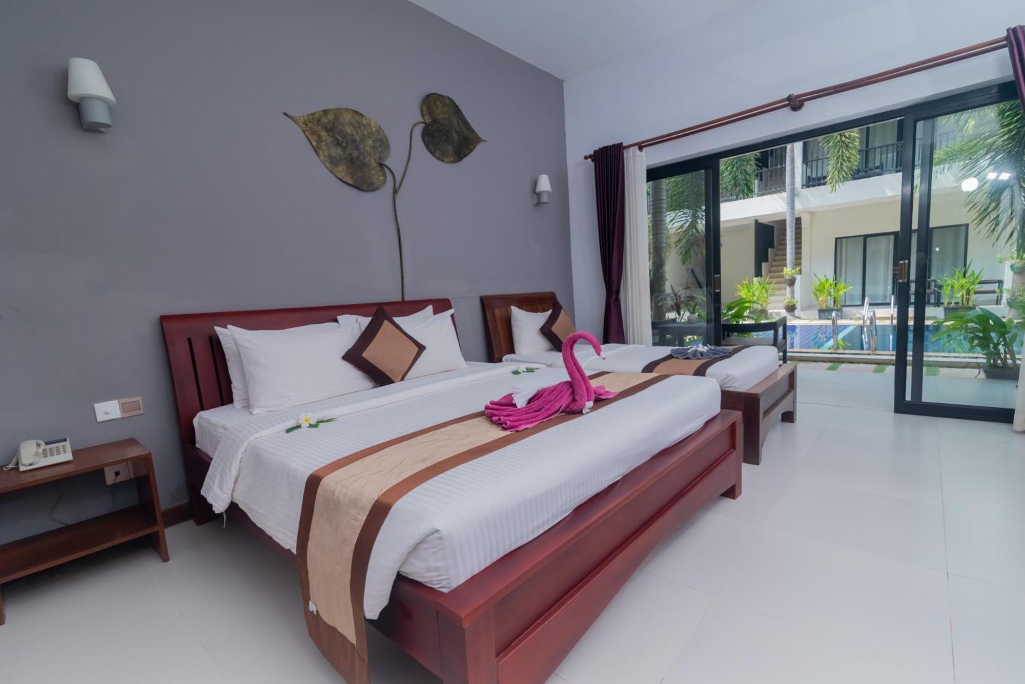 New Riverside Hotel