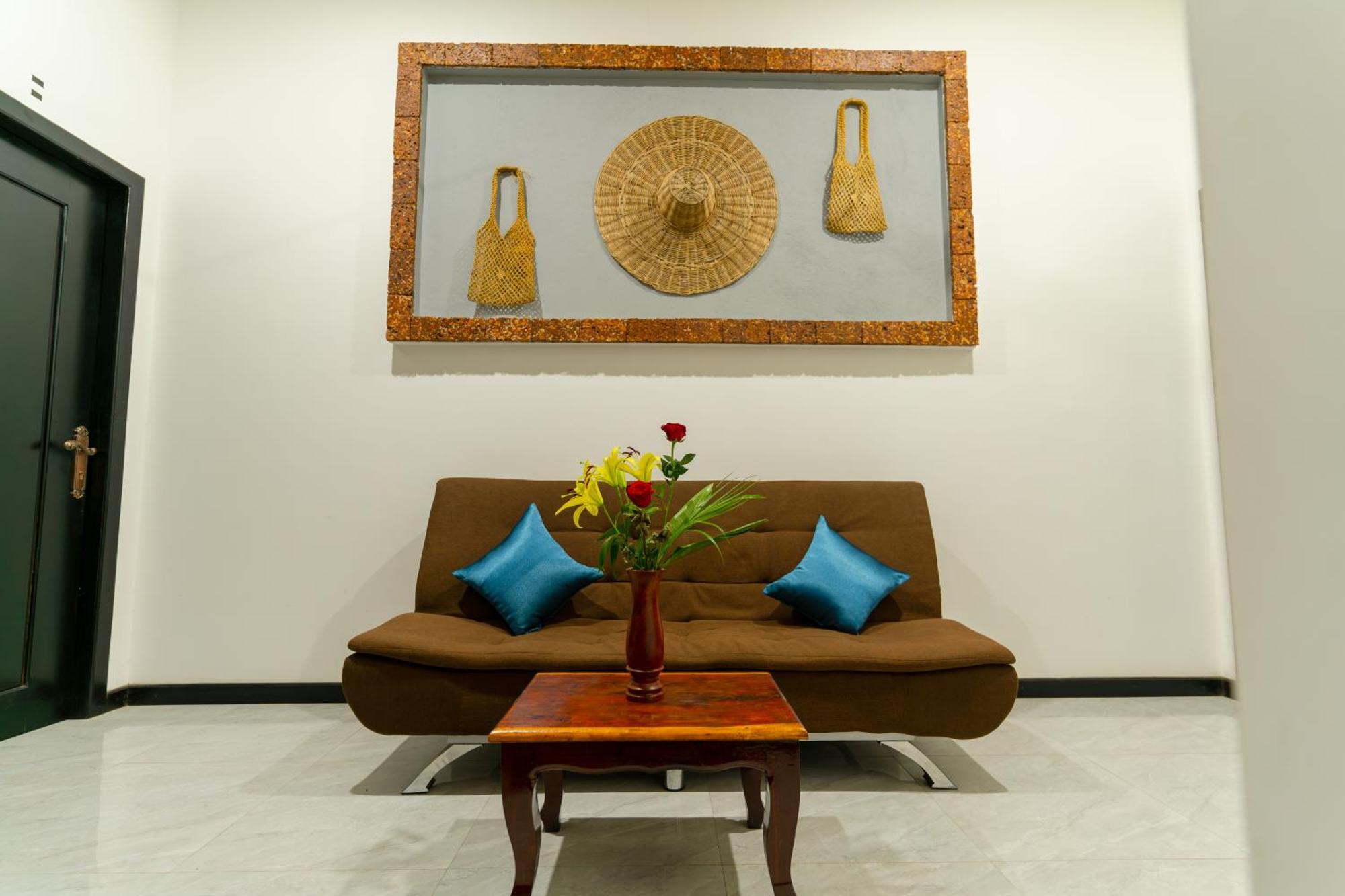 Angkor Rithy 2 *
