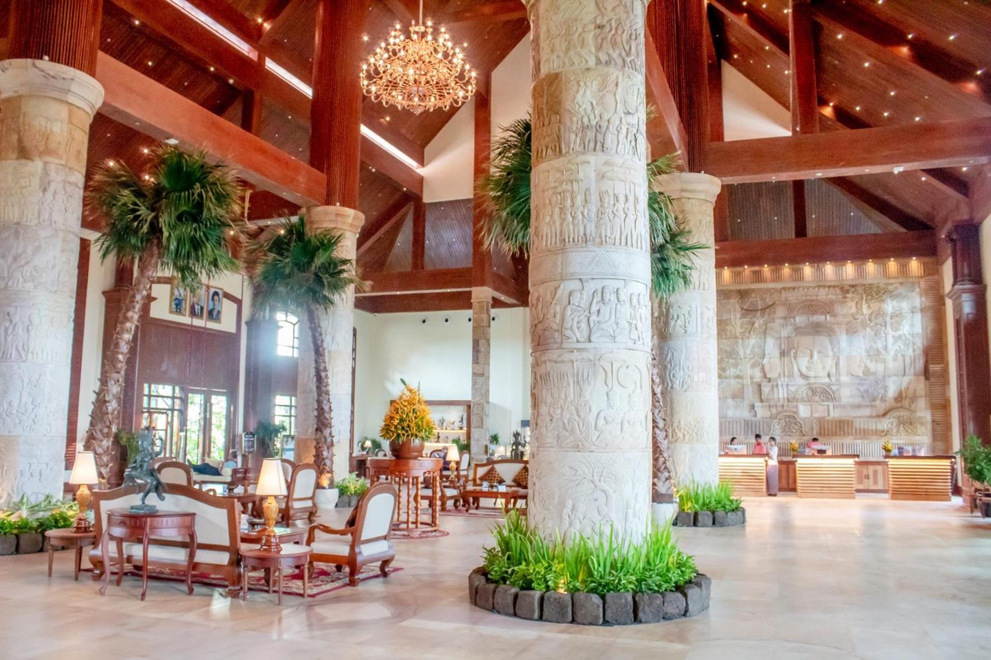 Sokha & Convention Center Resort 5*