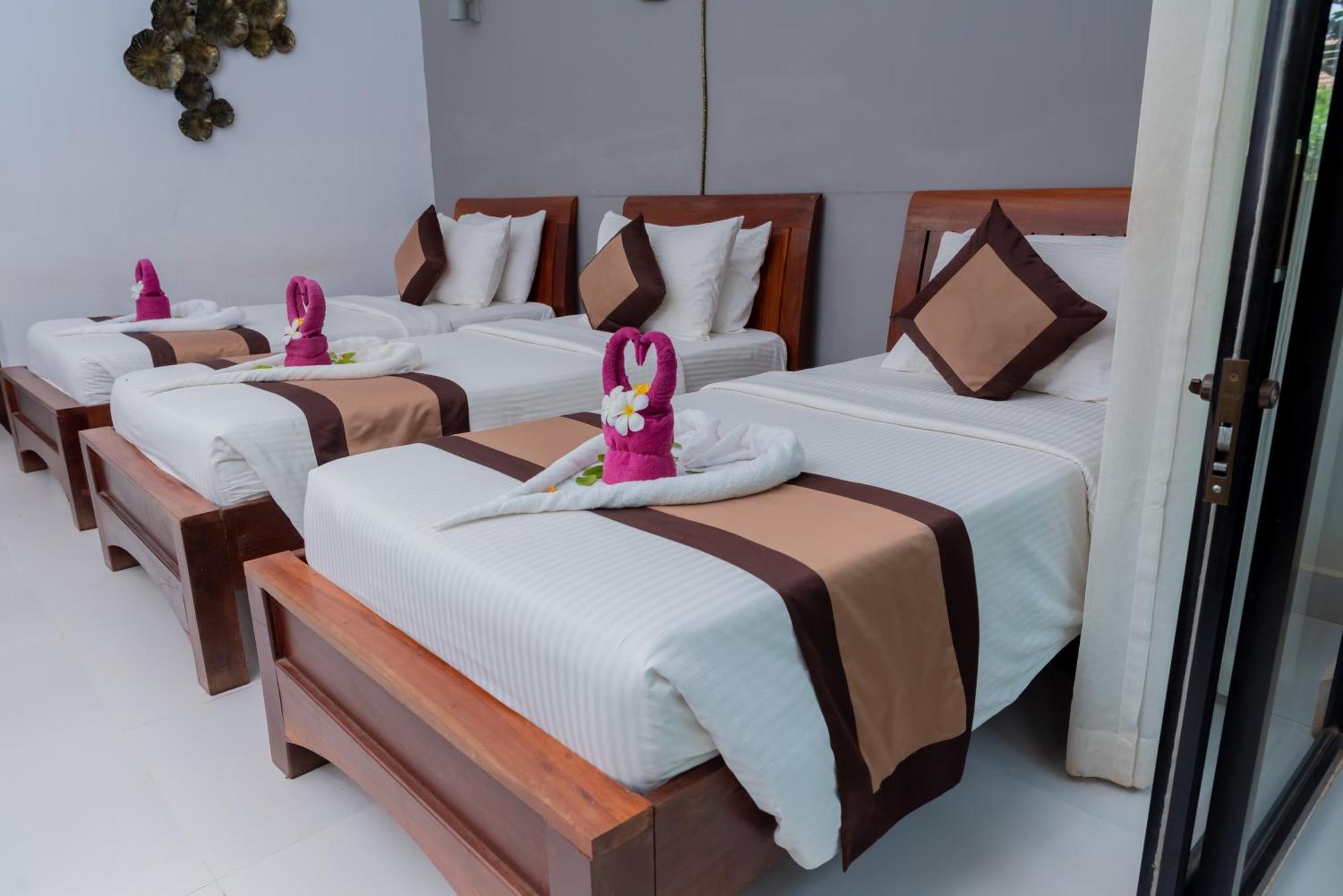 New Riverside Hotel