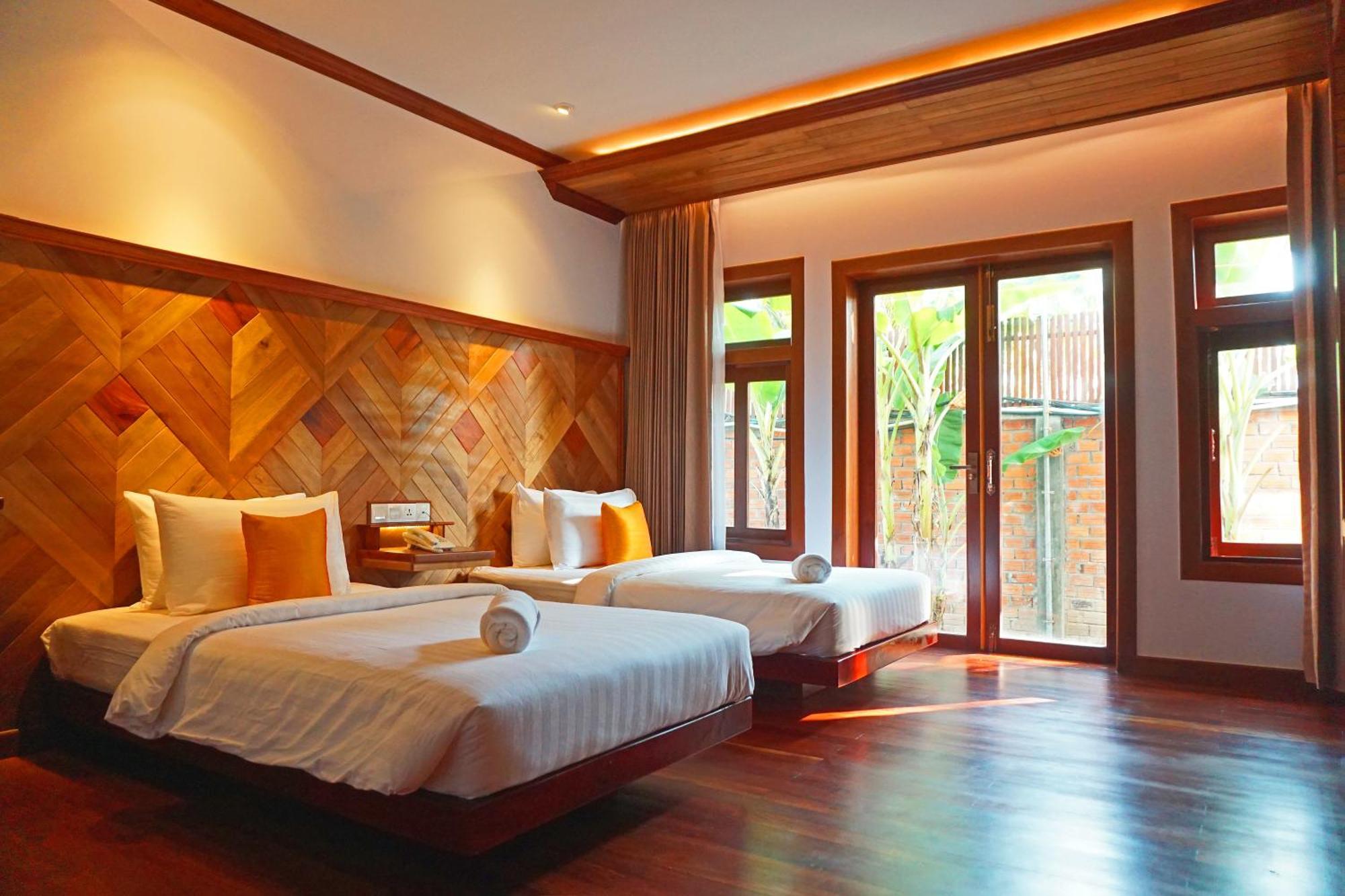 Khmer House Hotel 4*