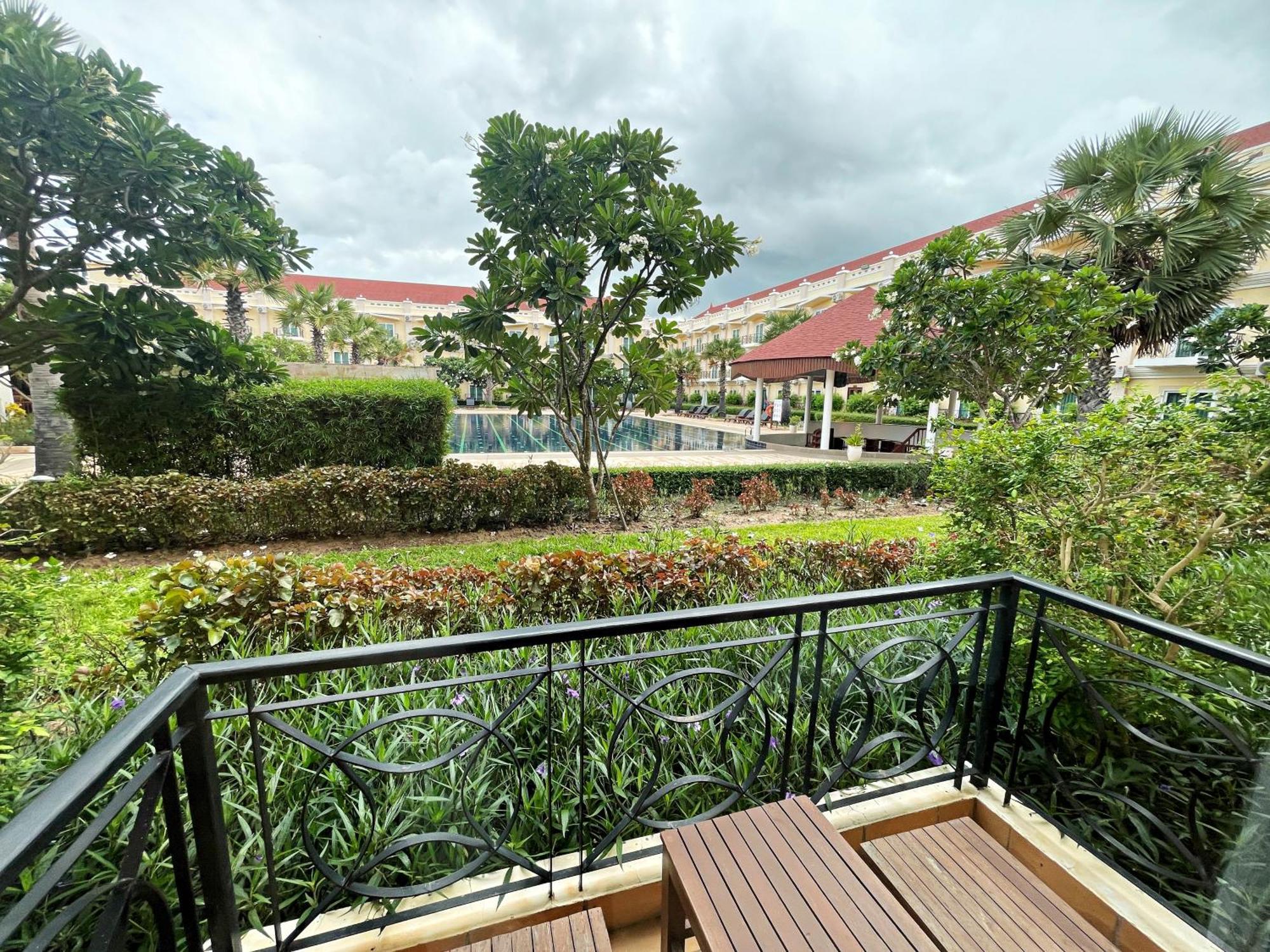 Sokha Palace