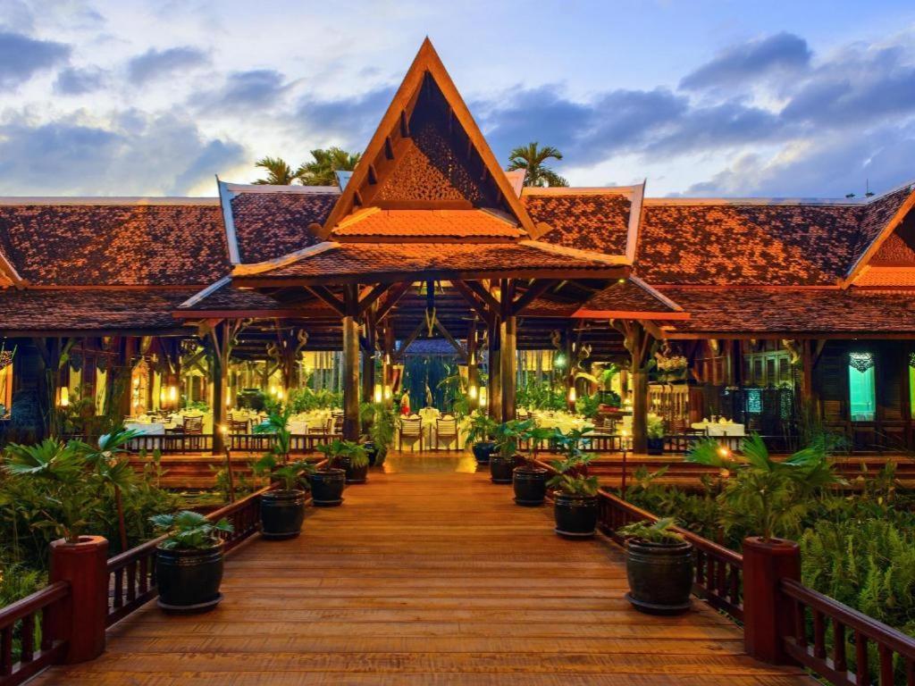 Angkor Village & 5* Siem Reap