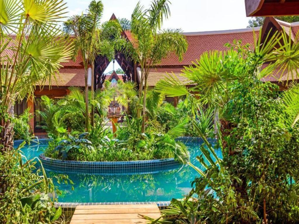 Resort Angkor Village & Siem Reap