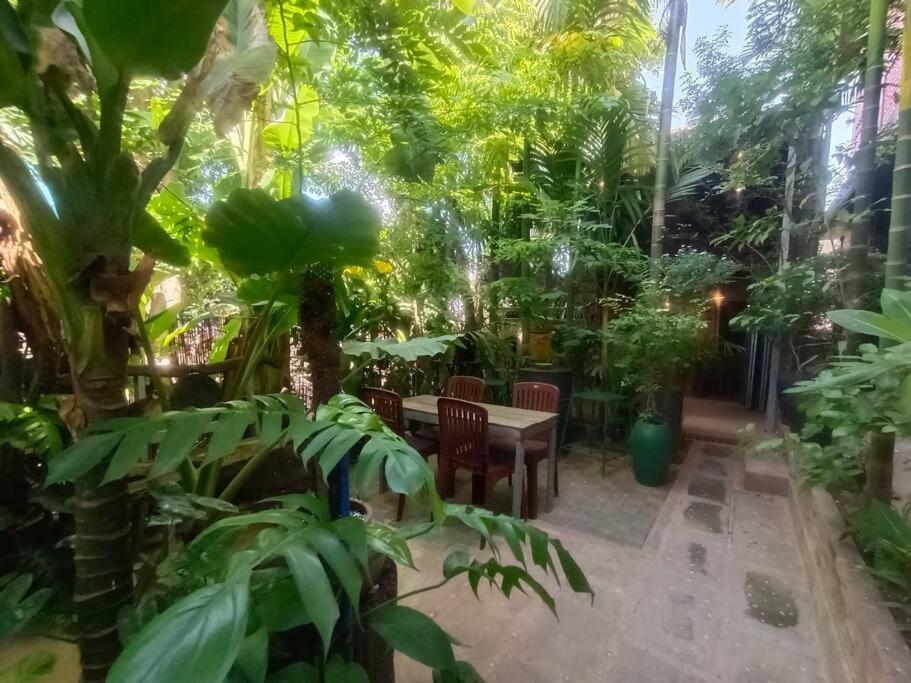 - Four Bedrooms Near Angkor Wat * Siem Reap