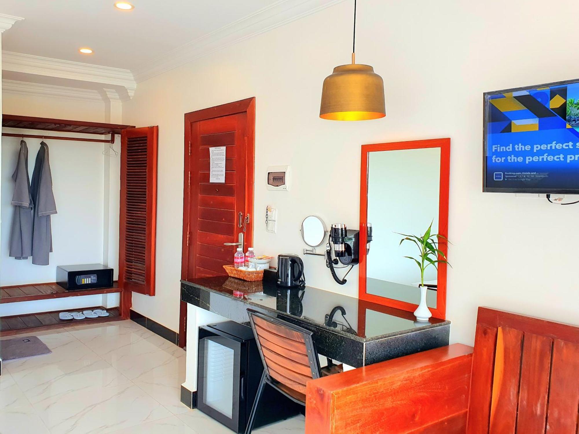 Darling Pub Siem Reap