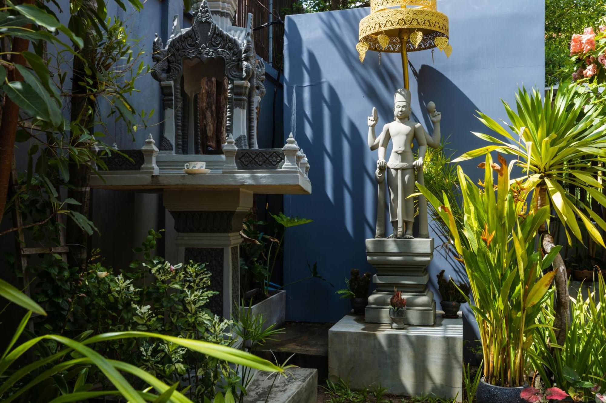 Golden Vishnu Villa *