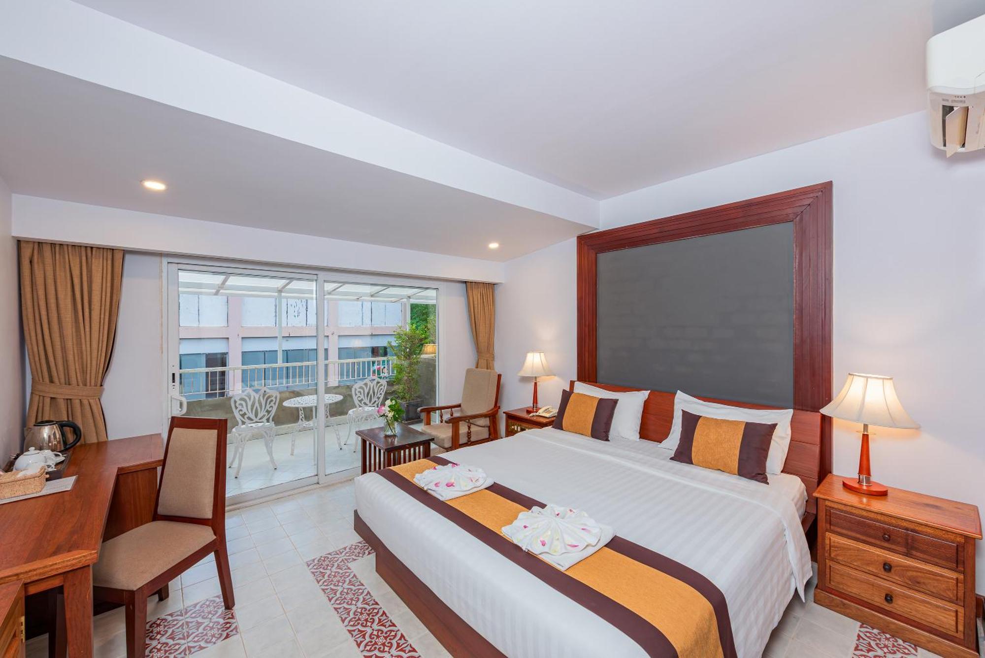 Hotel Shadow Angkor 4*
