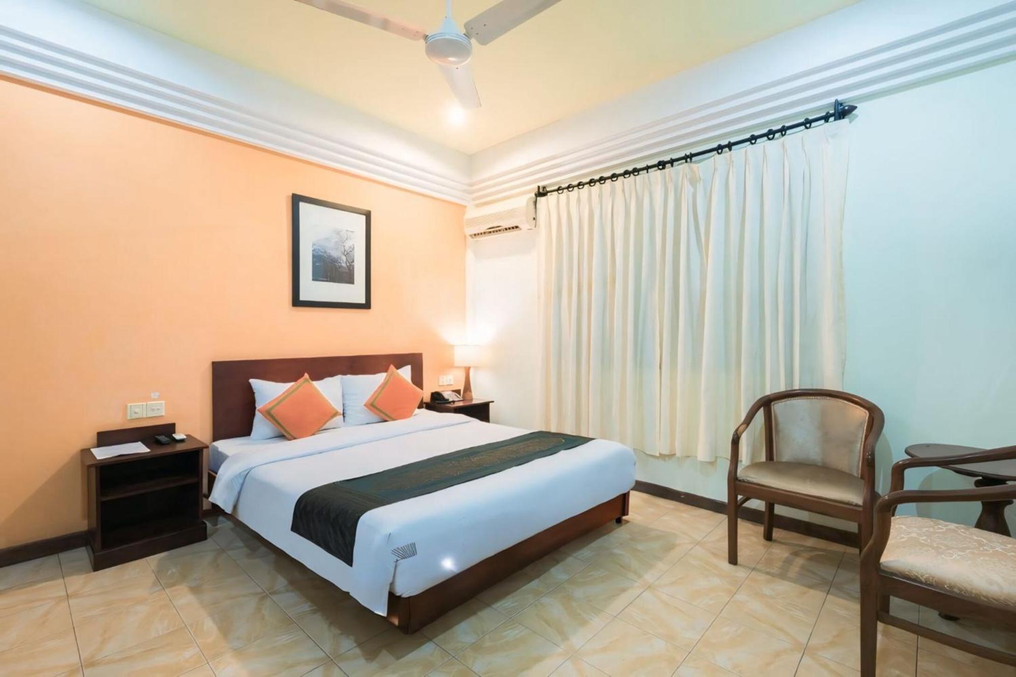 Hotel Vplus 3*