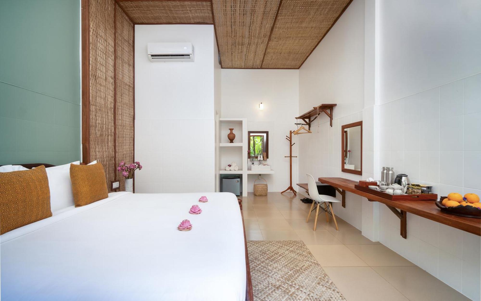 The Jungle Hotel 4*