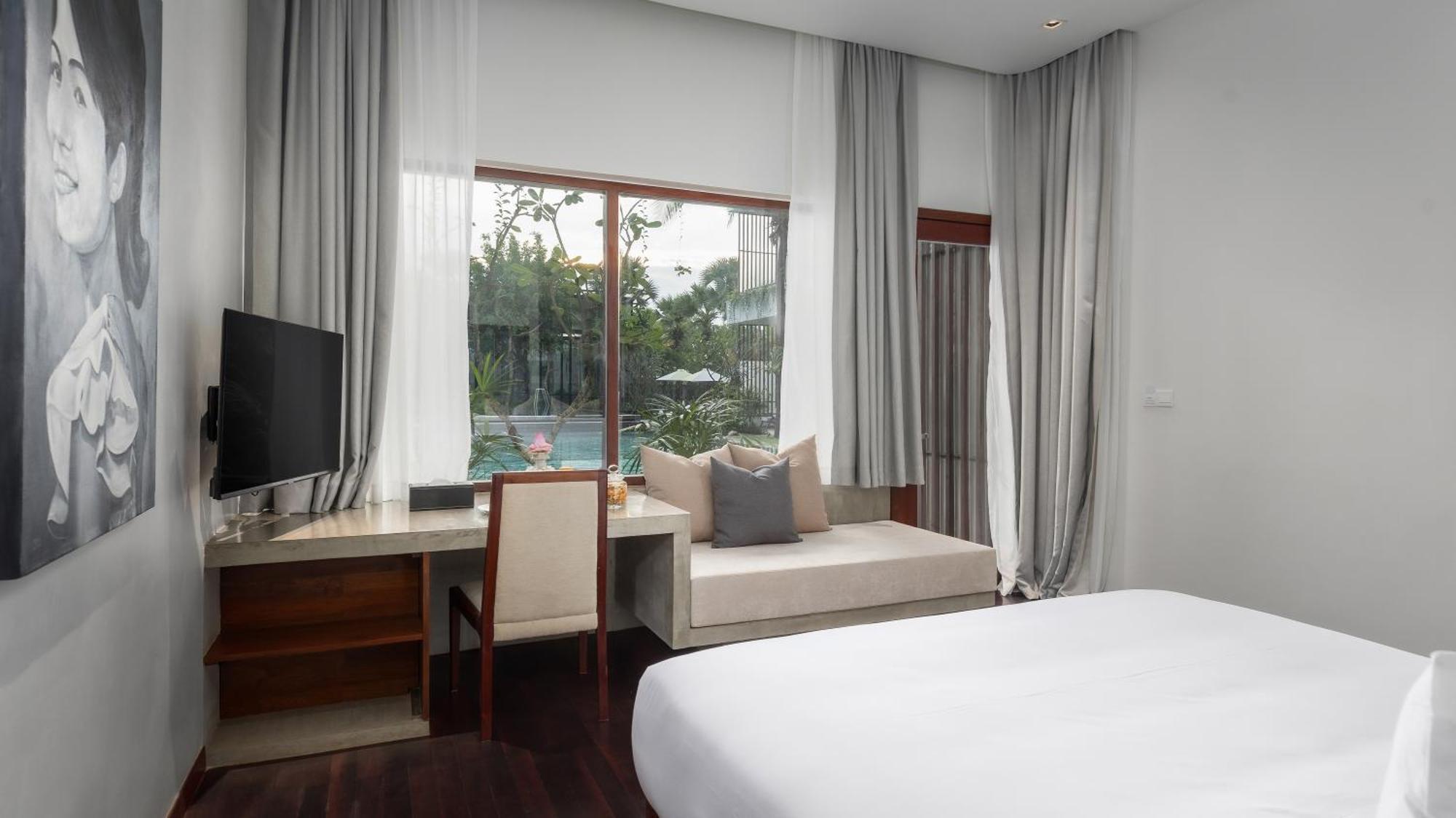 Shintana Saya Resort