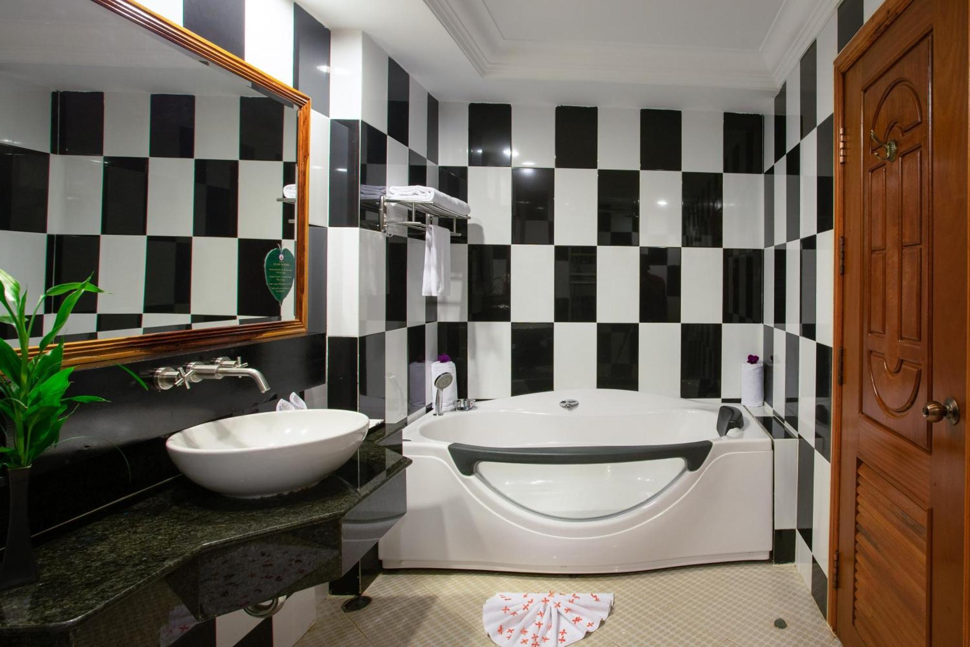 Hotel Somadevi Angkor Premium Siem Reap