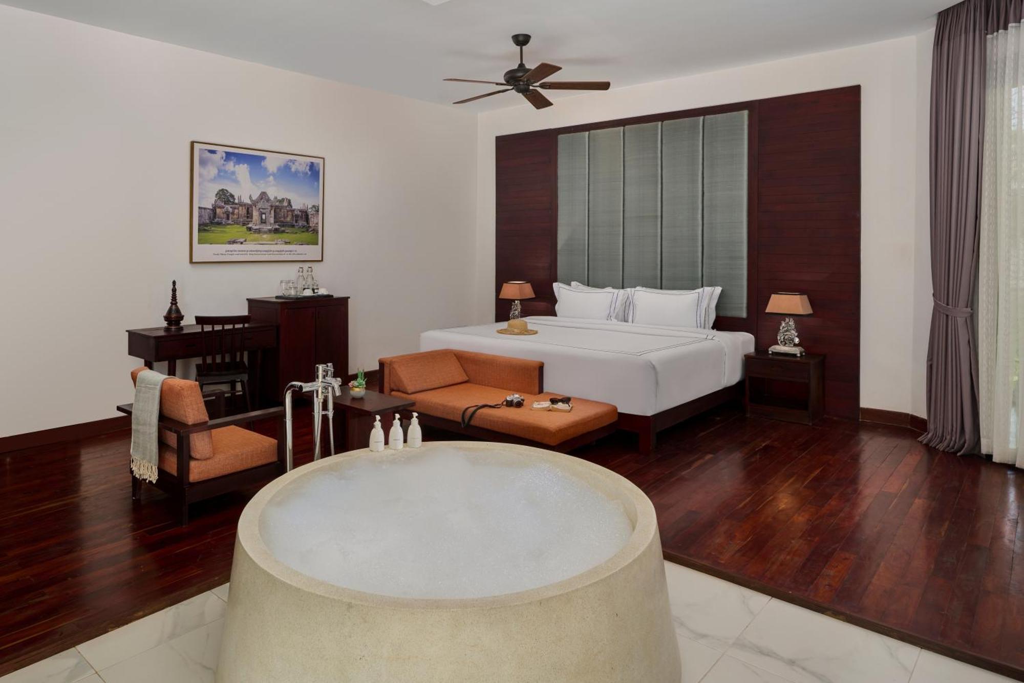 Resort The Embassy Angkor &