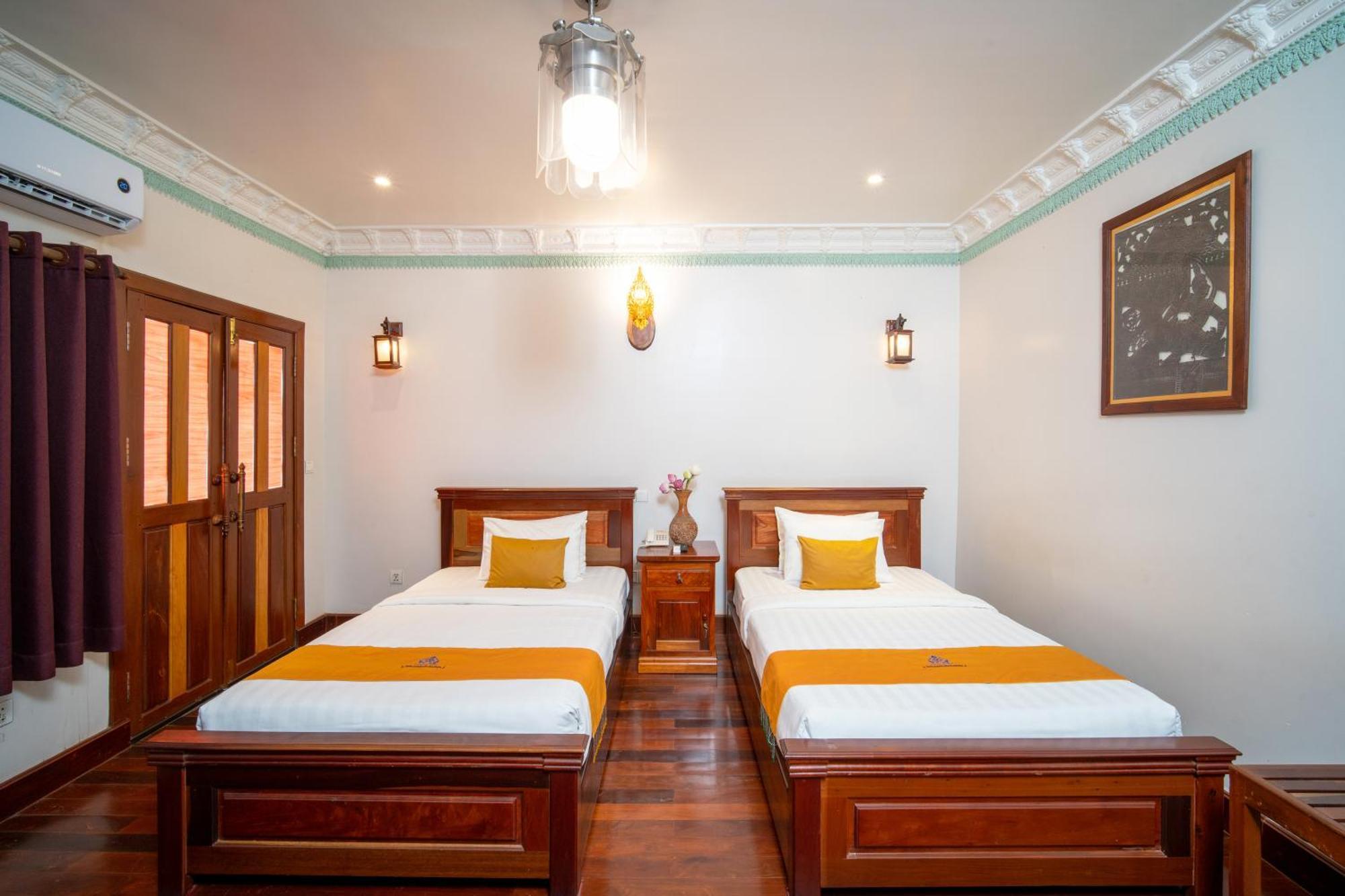 Hello Cambodia Hotel 4*