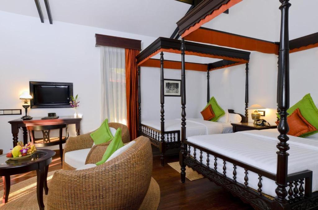 Angkor Village & 5* Siem Reap