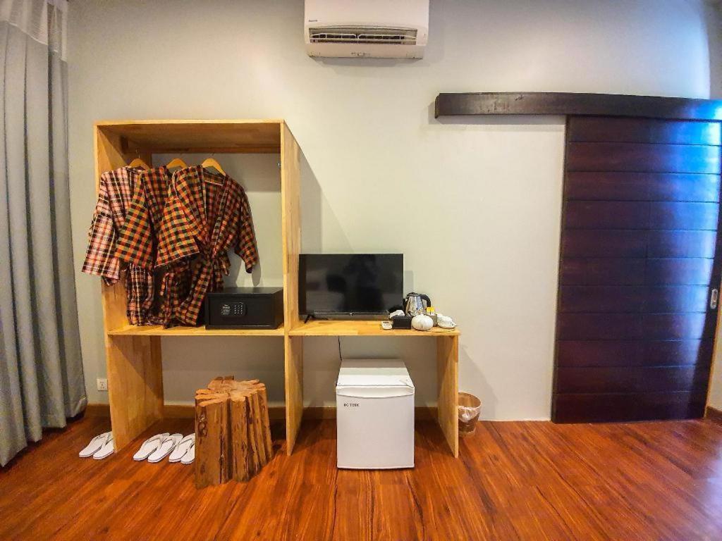 Veha Retreat And 3*