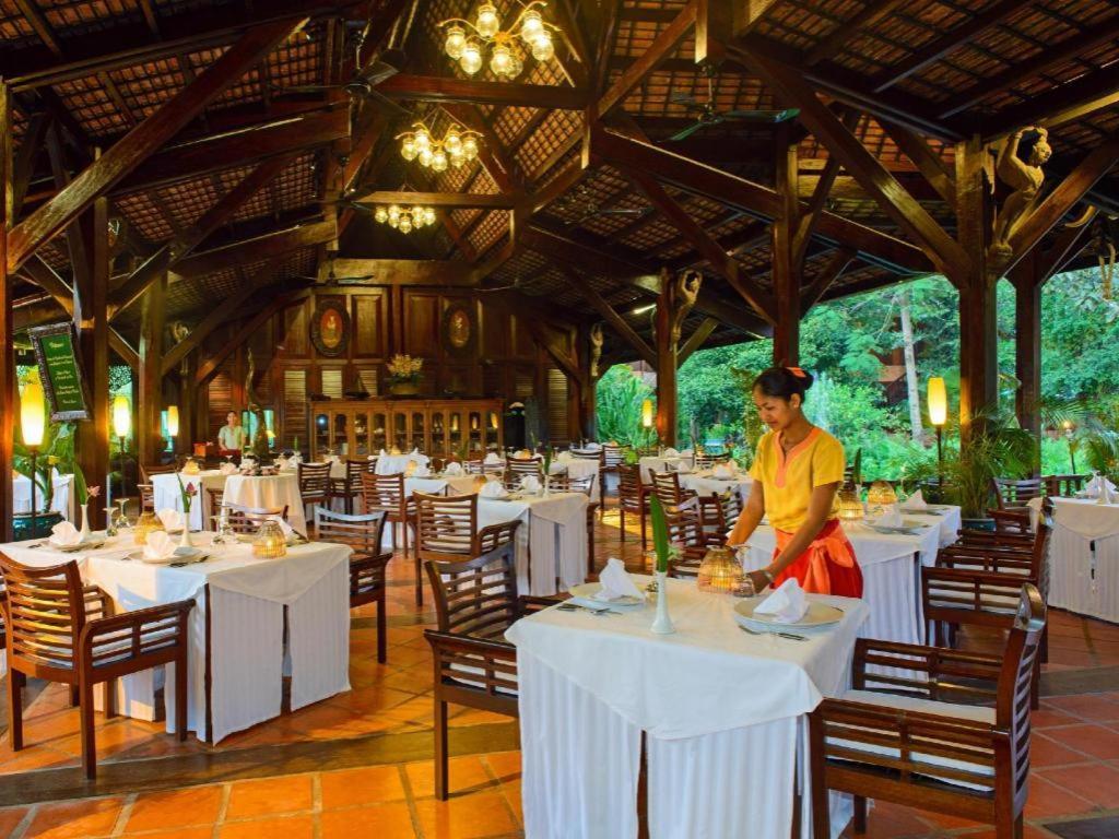 Resort Angkor Village &