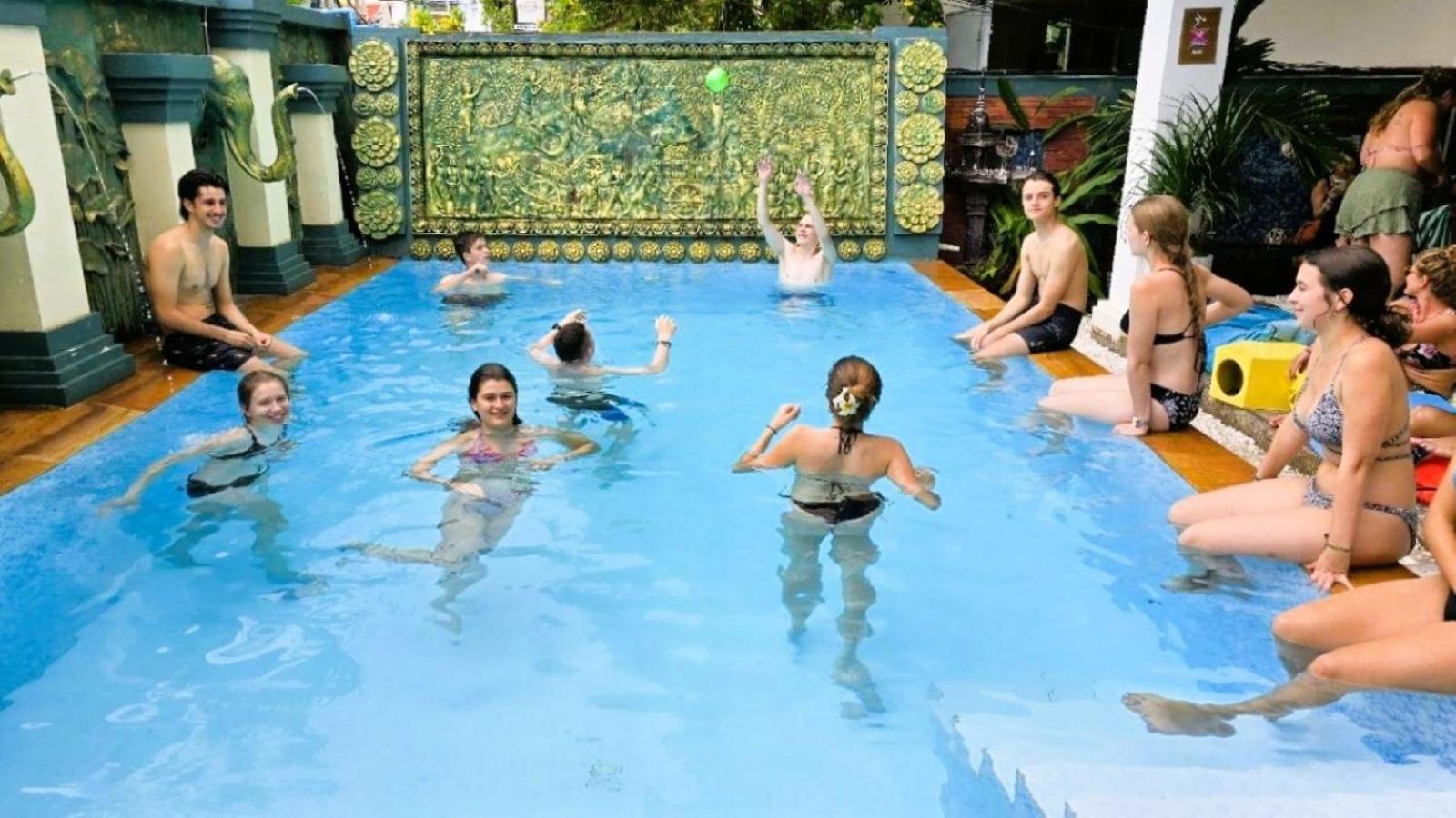 Hostel The Place Angkor Siem Reap