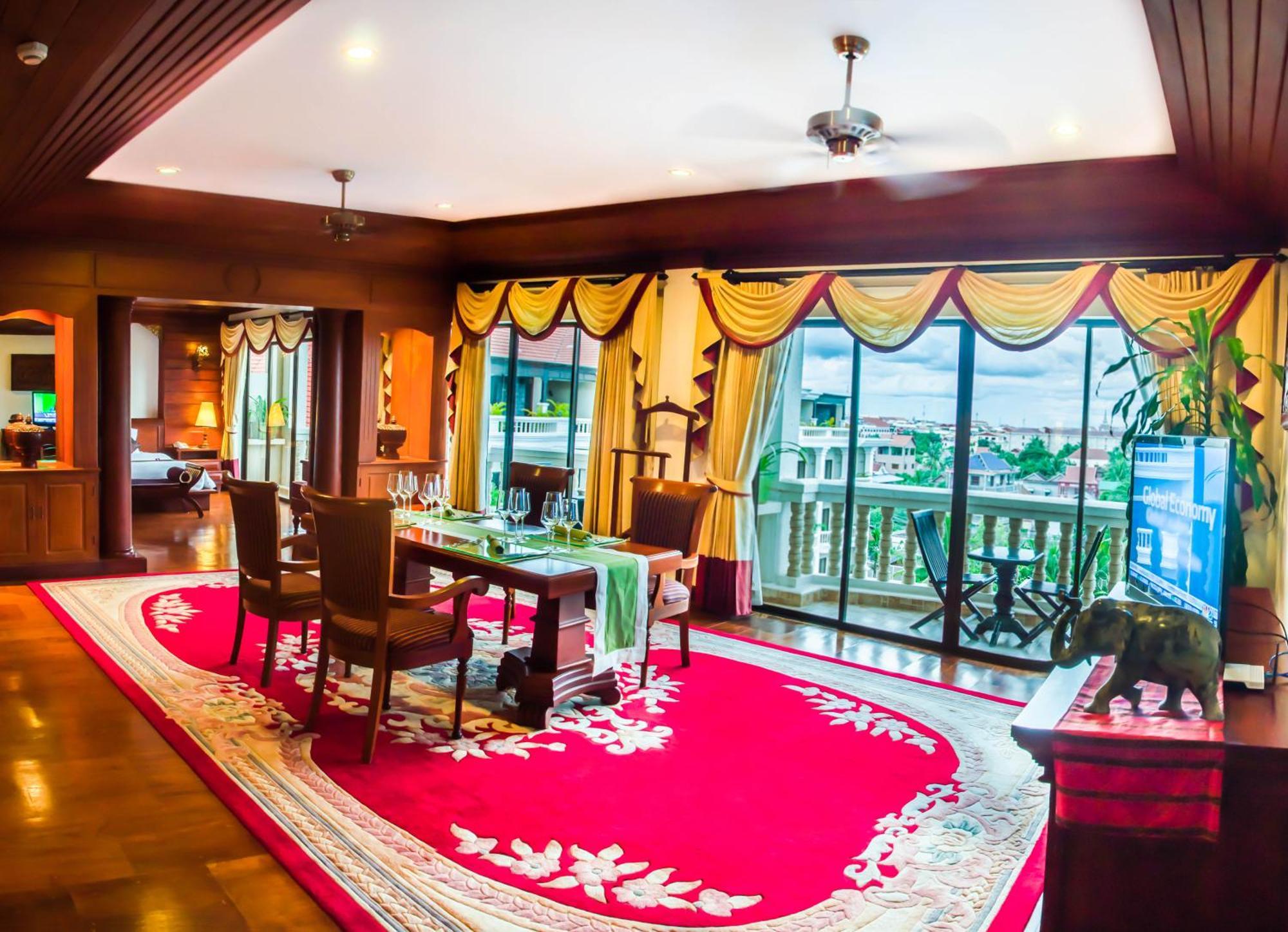 Hotel Borei Angkor &