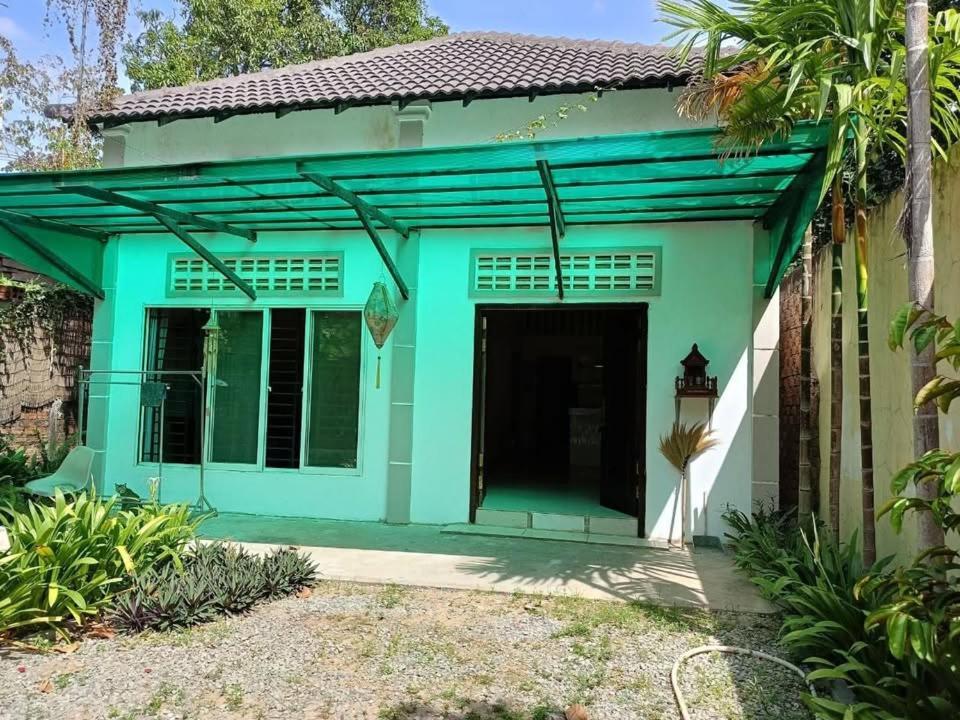 A Two-bedroom With Natural Light And Environment Siem Reap