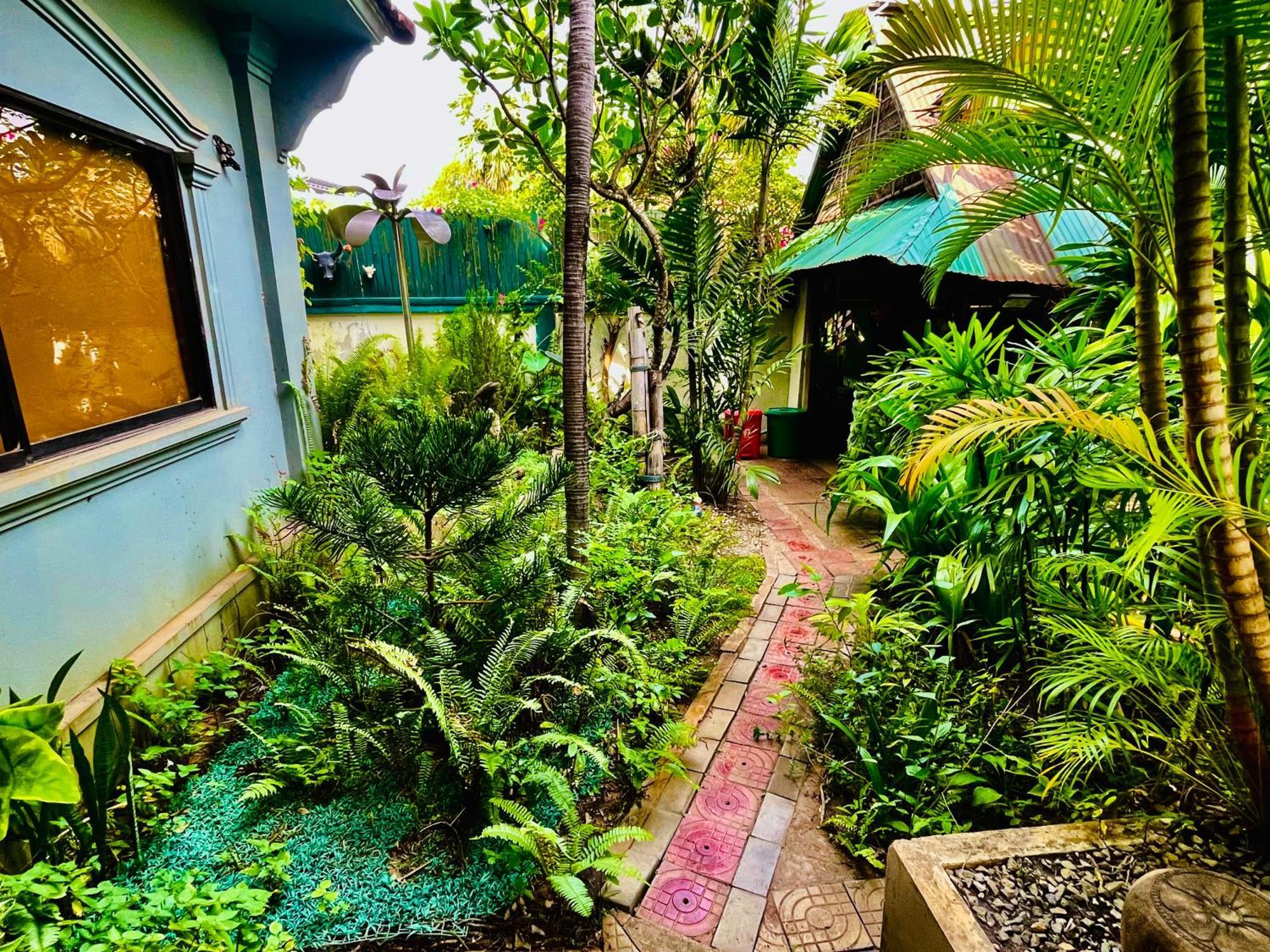 Villa 3 Monkeys