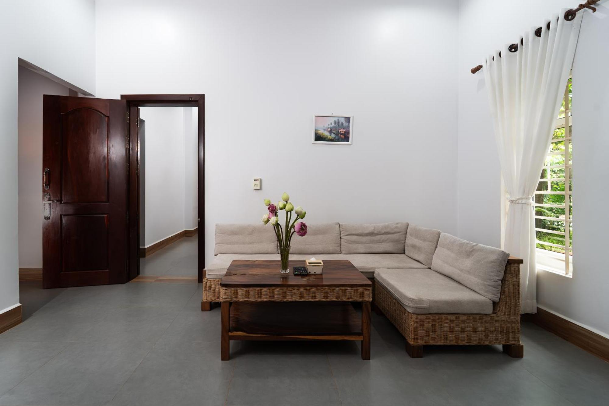 Sanna Hotel *