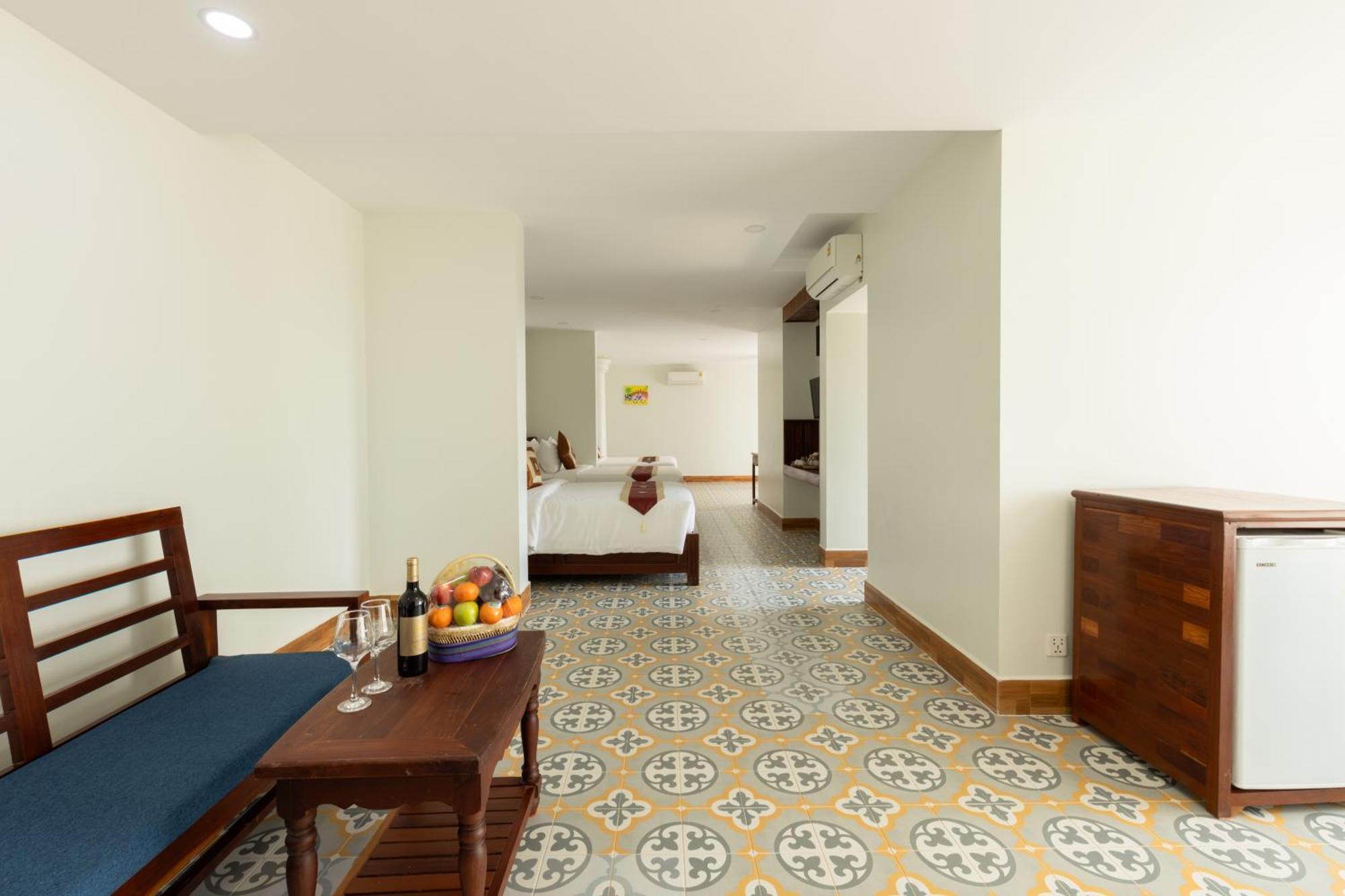 Sunflower Angkor Boutique *
