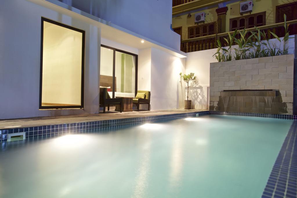 Chhouy Vathna Angkor Boutique