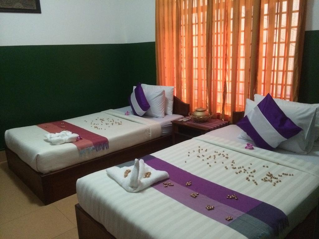 Golden Luck Hotel 2*
