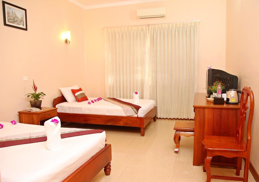 Hotel Emerald