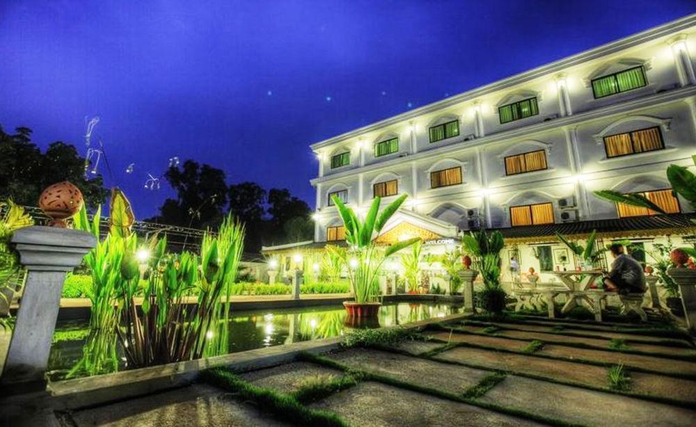 Galaxy Angkor Boutique 3*