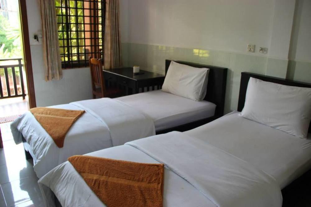 Jasmine Family Bed & Breakfast 2*