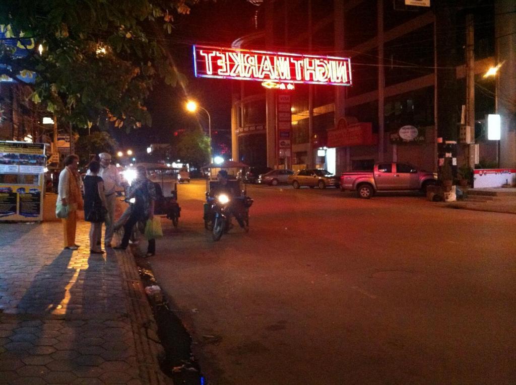 Golden Luck Hotel