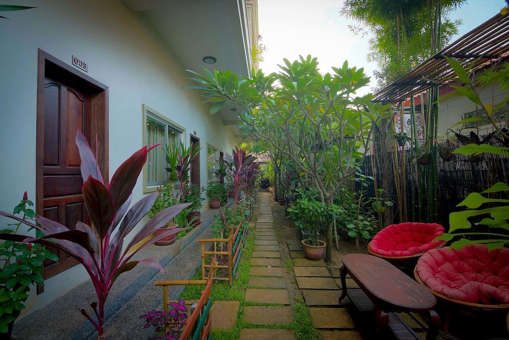 Malita Angkor *