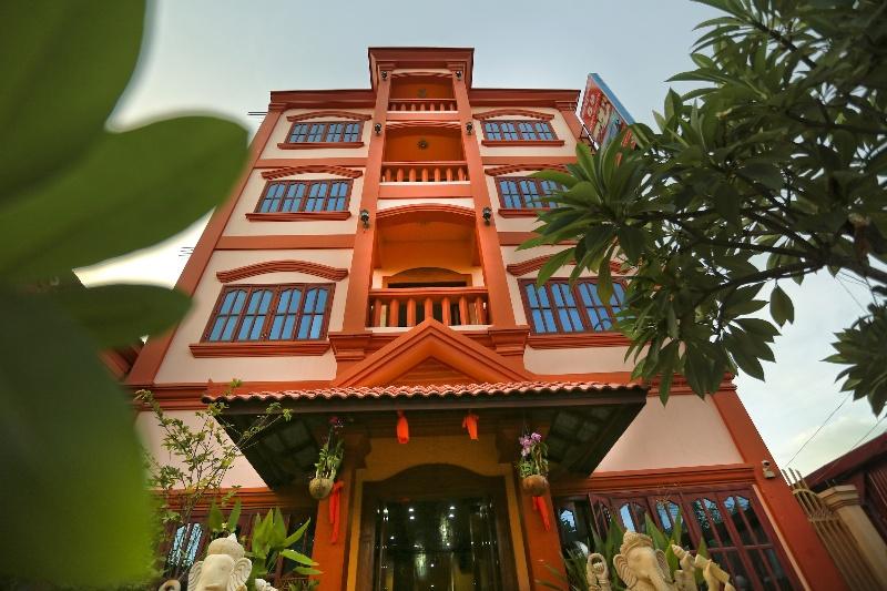 Kiri Hotel 2*