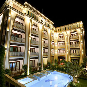 Hotel The Night Hotel
