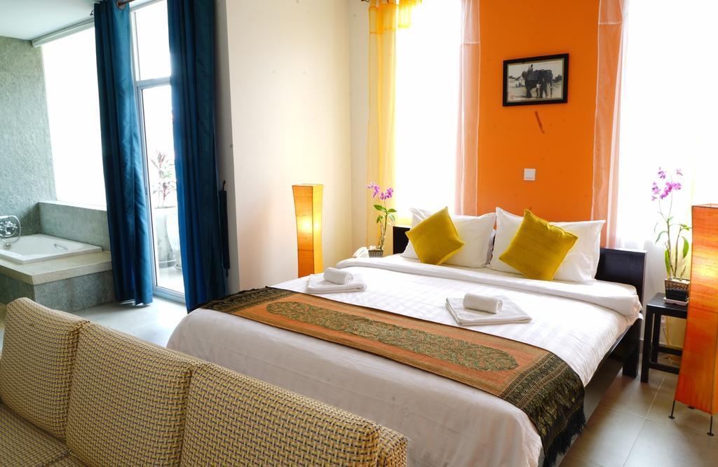 Paris Angkor Boutique