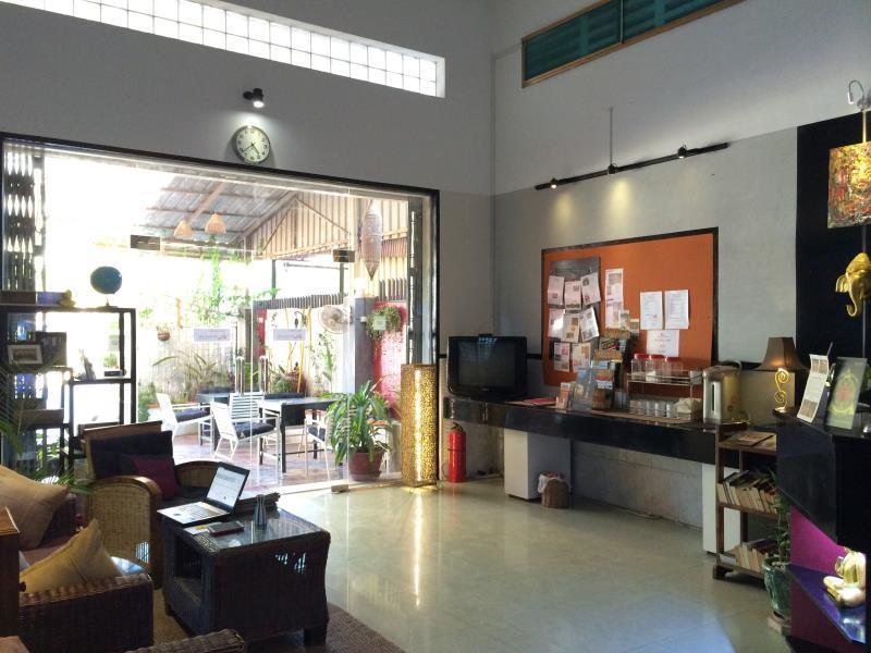 The Cashew Nut Guest house Siem Reap