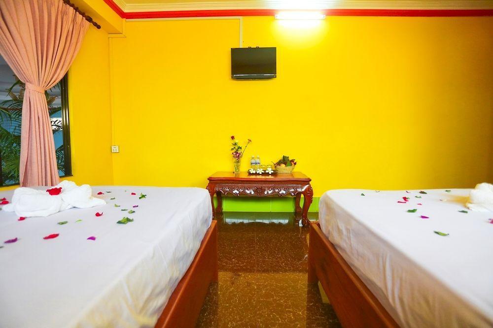 My Hotel 2*