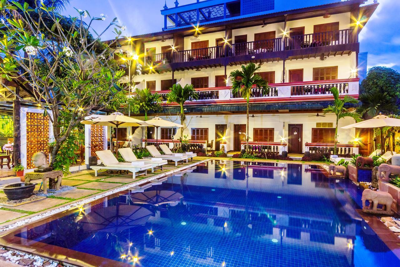 Hotel Baystone 3*