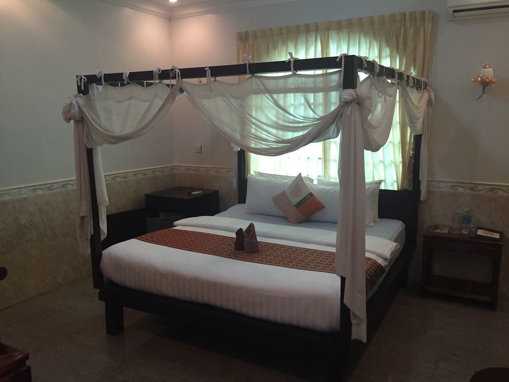 Bed & Breakfast River Village Manor Siem Reap