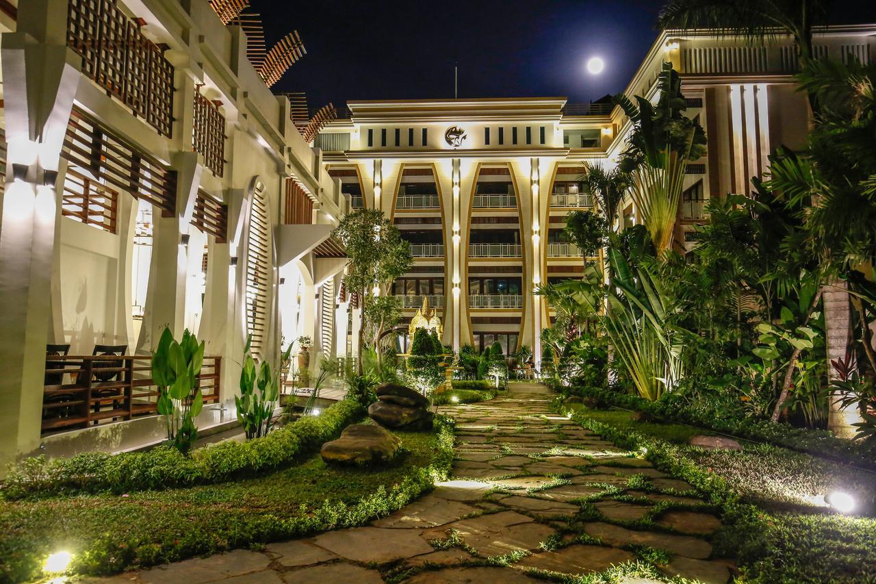 Hotel The Night Hotel