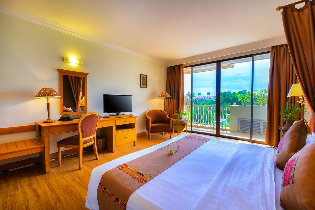 Angkor Century & 5* Siem Reap