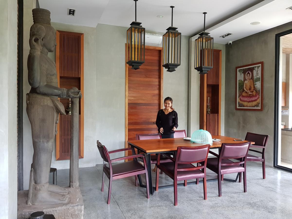 Theary's Luxury Hotel