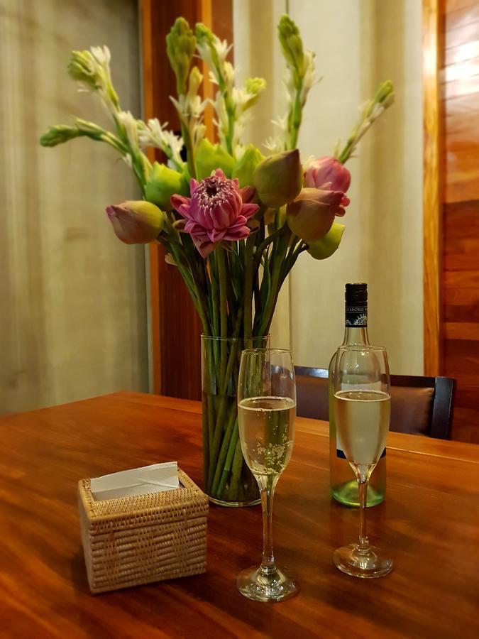 Theary's Luxury Hotel