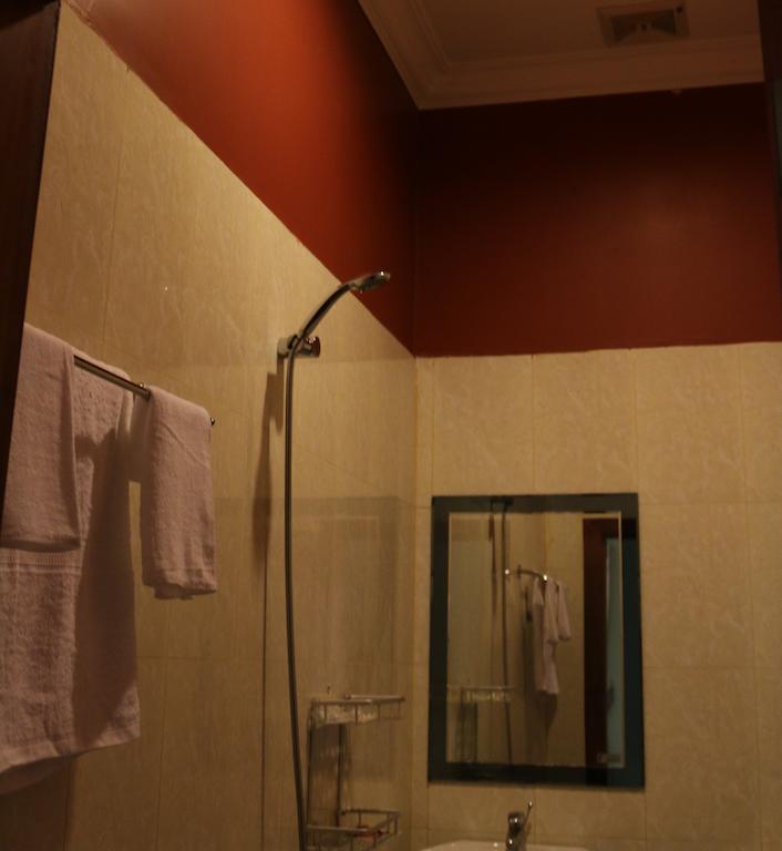Surmetta Lodge *