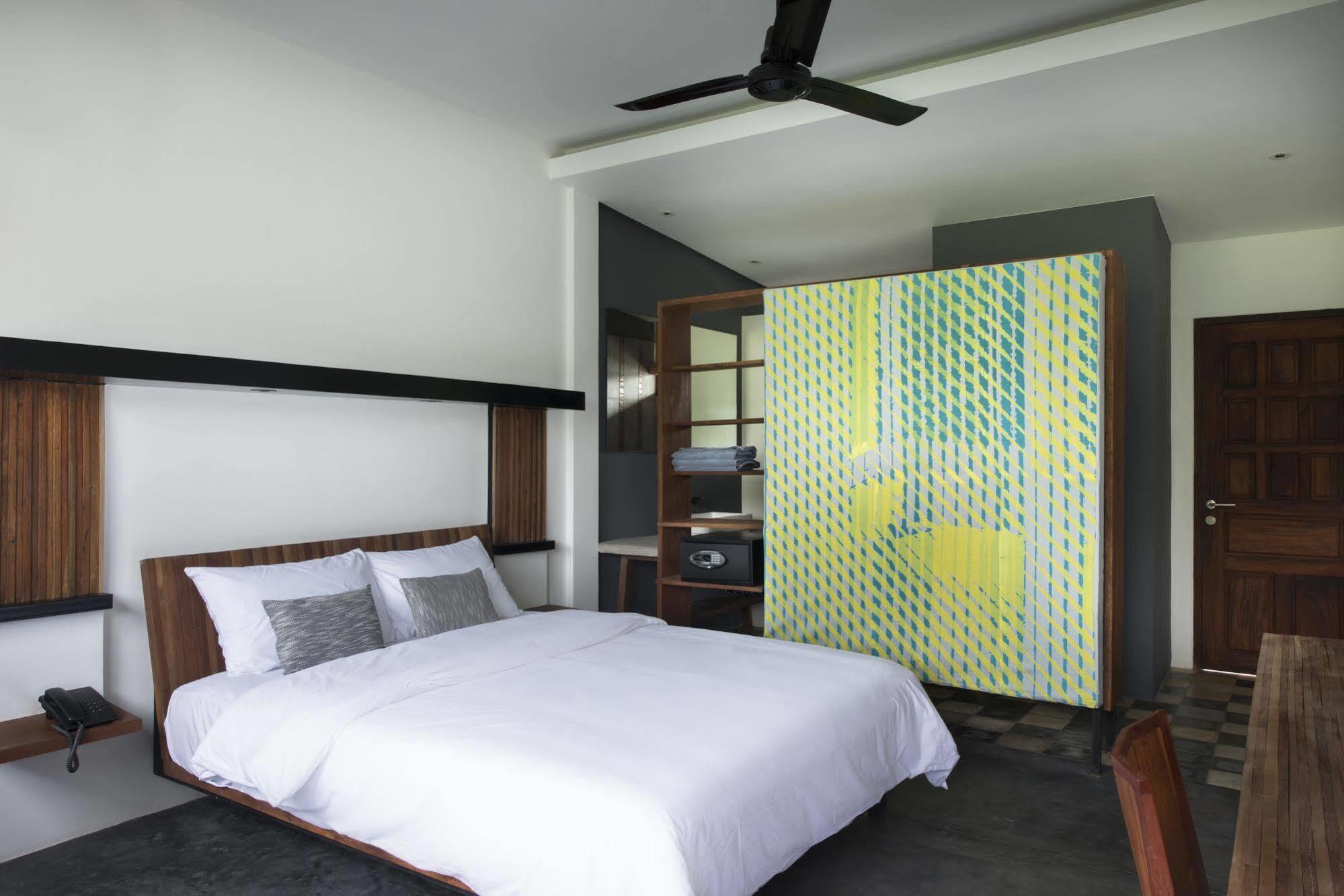 Pages Hotel 4*