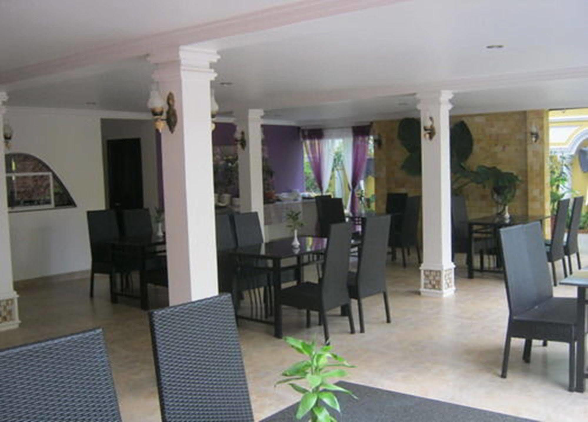 Paris Angkor Boutique Hotel