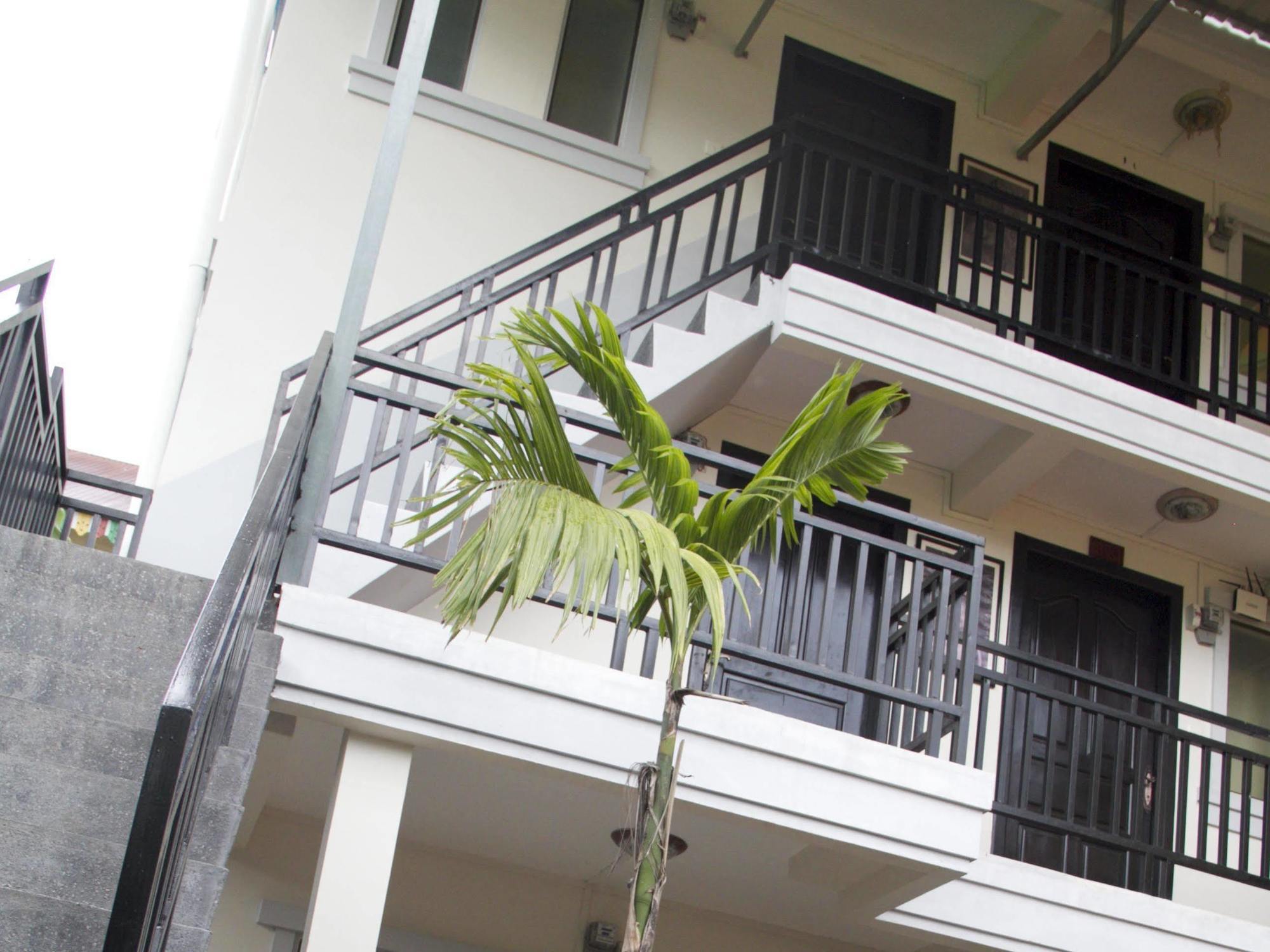 Hotel Palm Garden