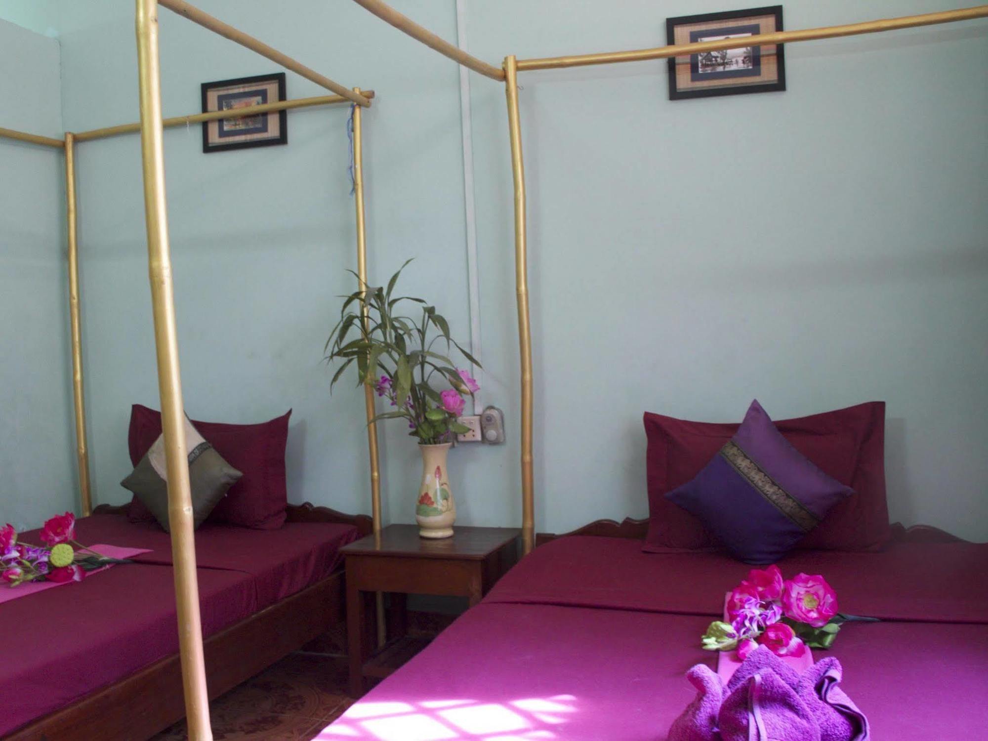 Palm Garden Hotel 2*